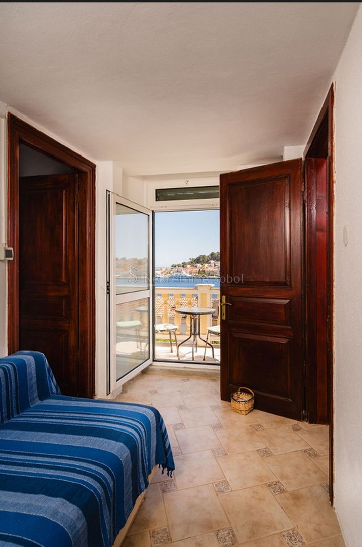 Mali Lošinj - Kuća, 200 m2