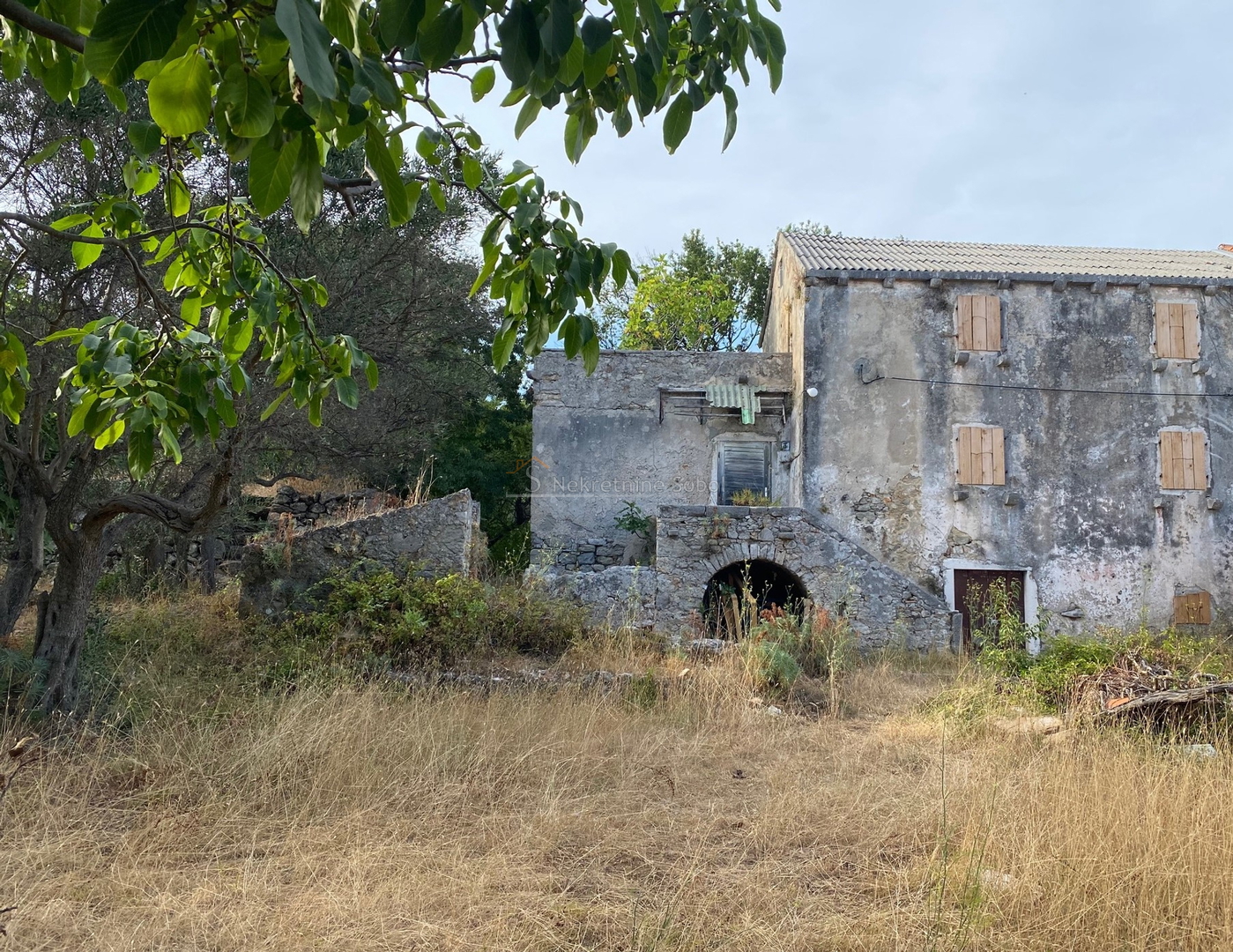 Nerezine, Otok Lošinj - Građevinsko, 2040 m2