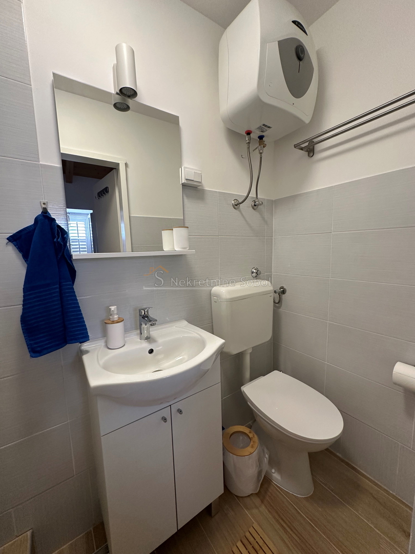 Mali Lošinj - Kuća, 87.83 m2