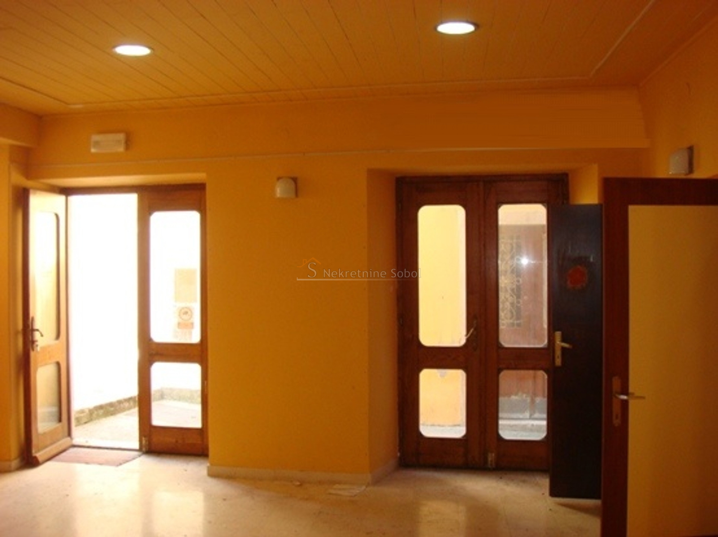 Mali Losinj - Bussines premise, 49,80 M2