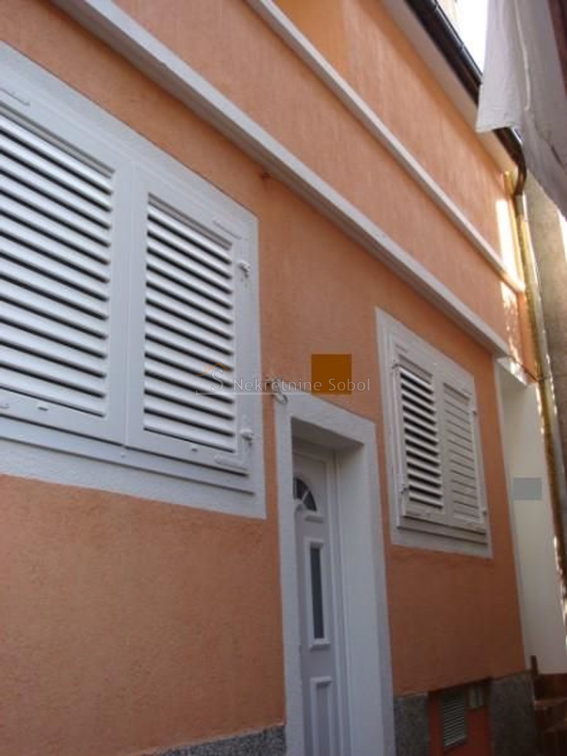 Mali Lošinj - Kuća, 296 M2