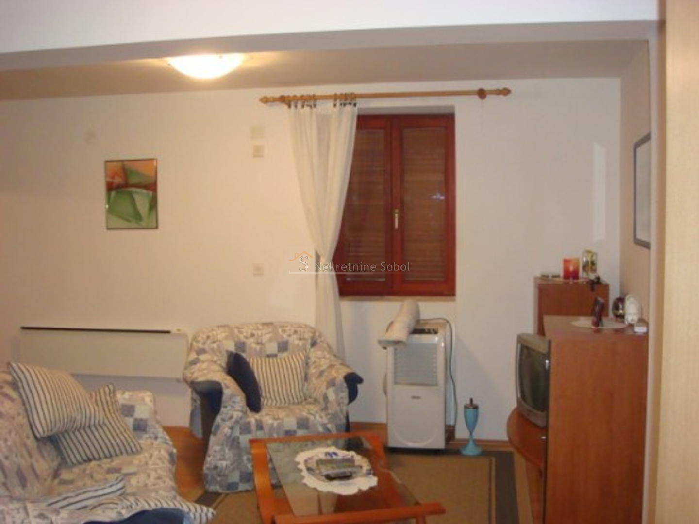 Mali Lošinj - Poslovno stambena, 250 M2