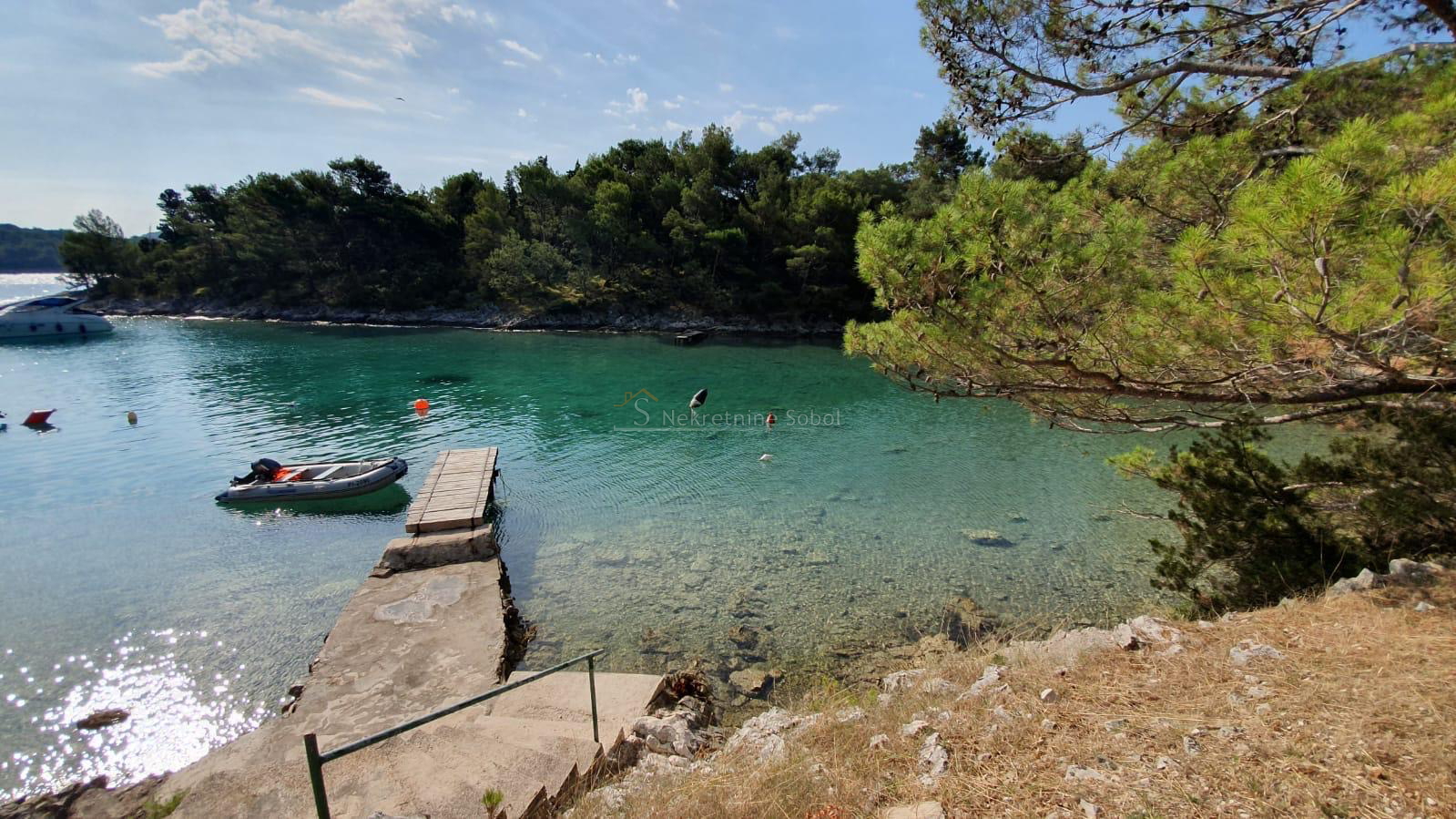 Mali Lošinj - Građevinsko, 412 m2