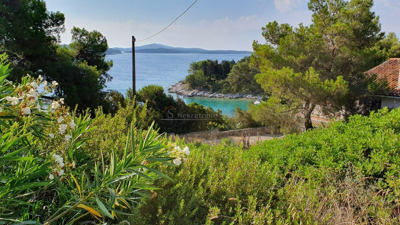 Mali Lošinj - Građevinsko, 412 m2