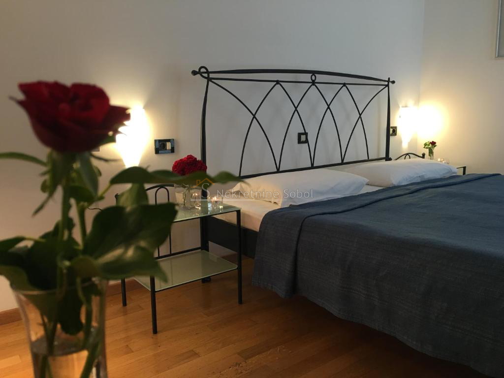 Nerezine, Otok Lošinj - Hotel, 850 m2