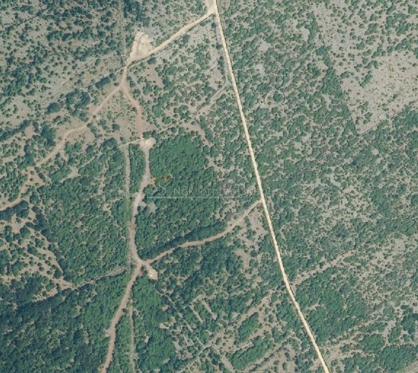 Ustrine, Island Cres - Agricultural, 9611 m2