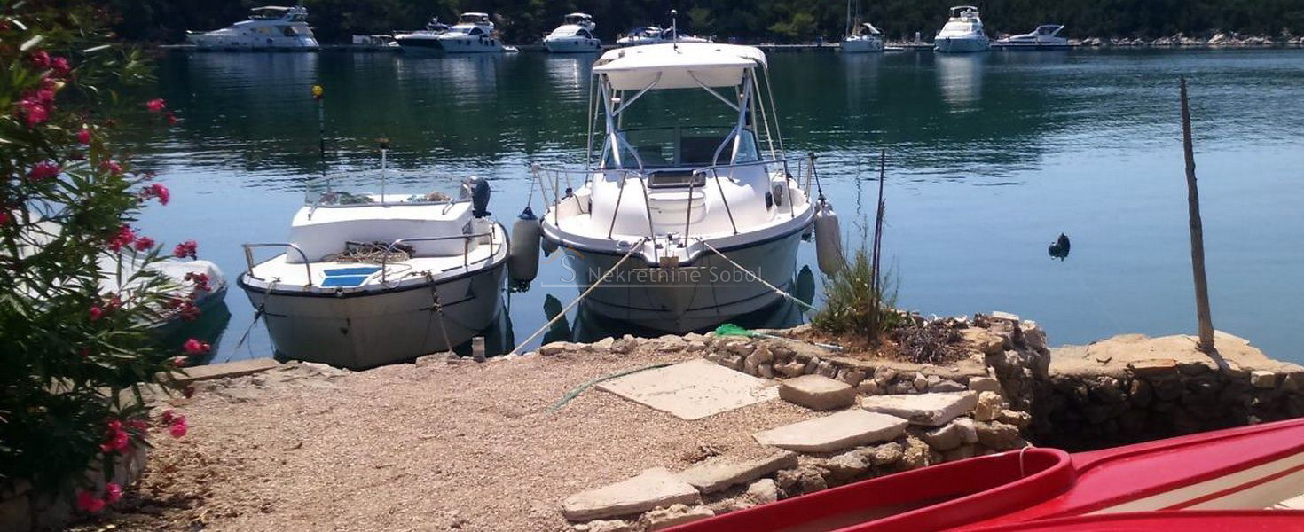 Punta Križa, Otok Cres - Kuća, 180 m2