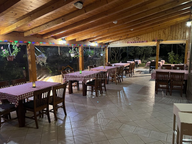 Belej, Island Cres - Restaurant, 96 m2