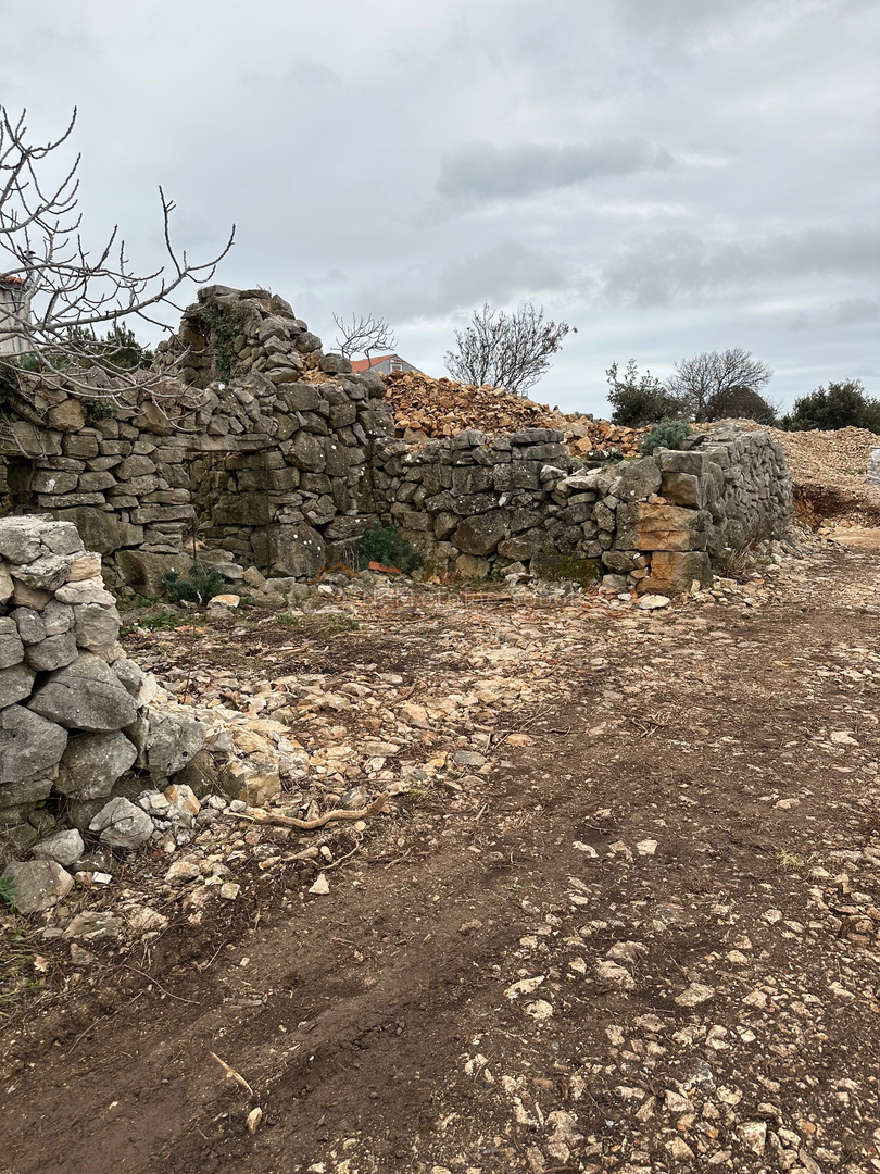 Belej, Otok Cres - Kuća (Ruševina), 20 m2