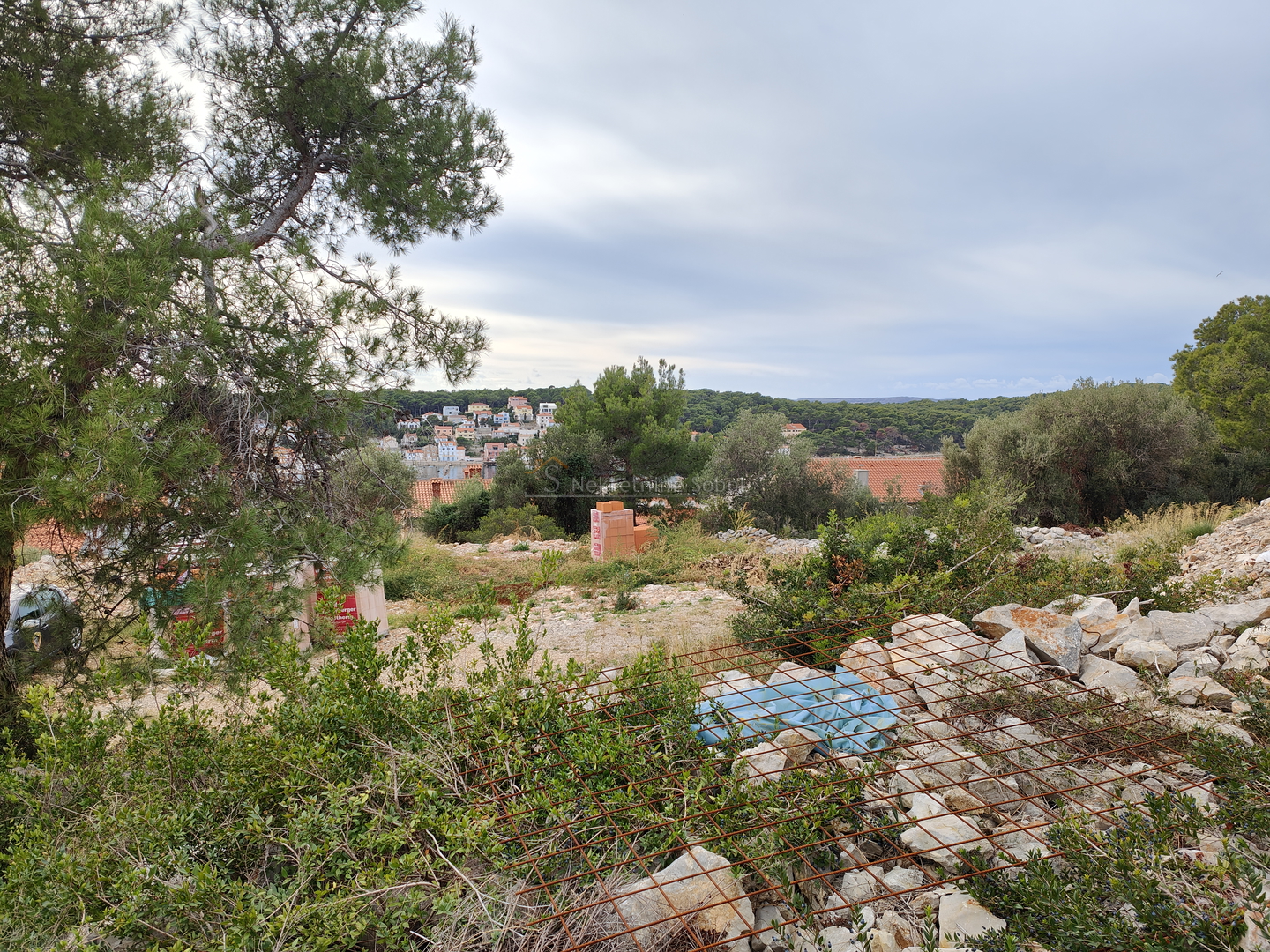 Mali Lošinj - Građevinsko, 827 m2