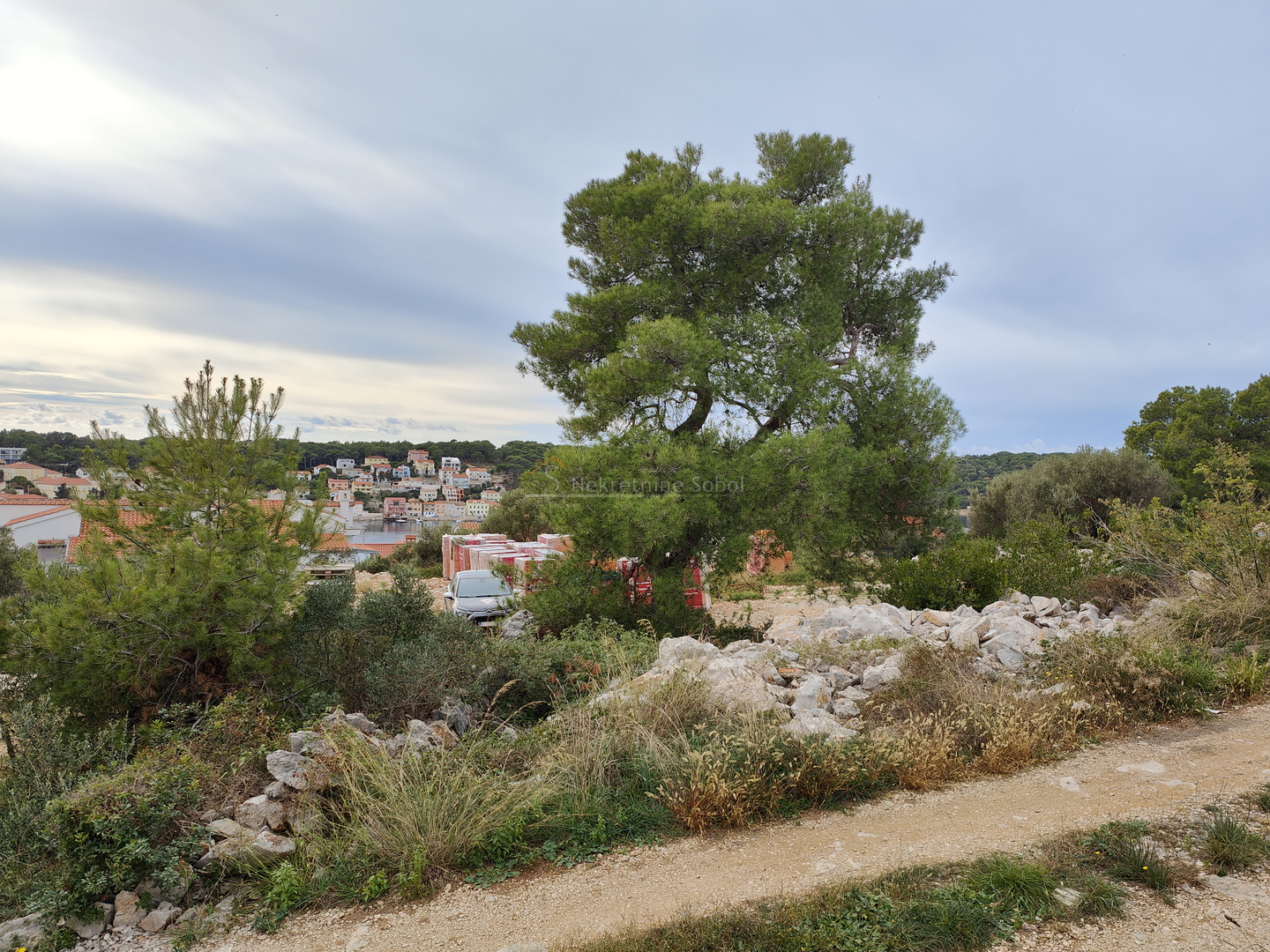 Mali Lošinj - Građevinsko, 581 m2