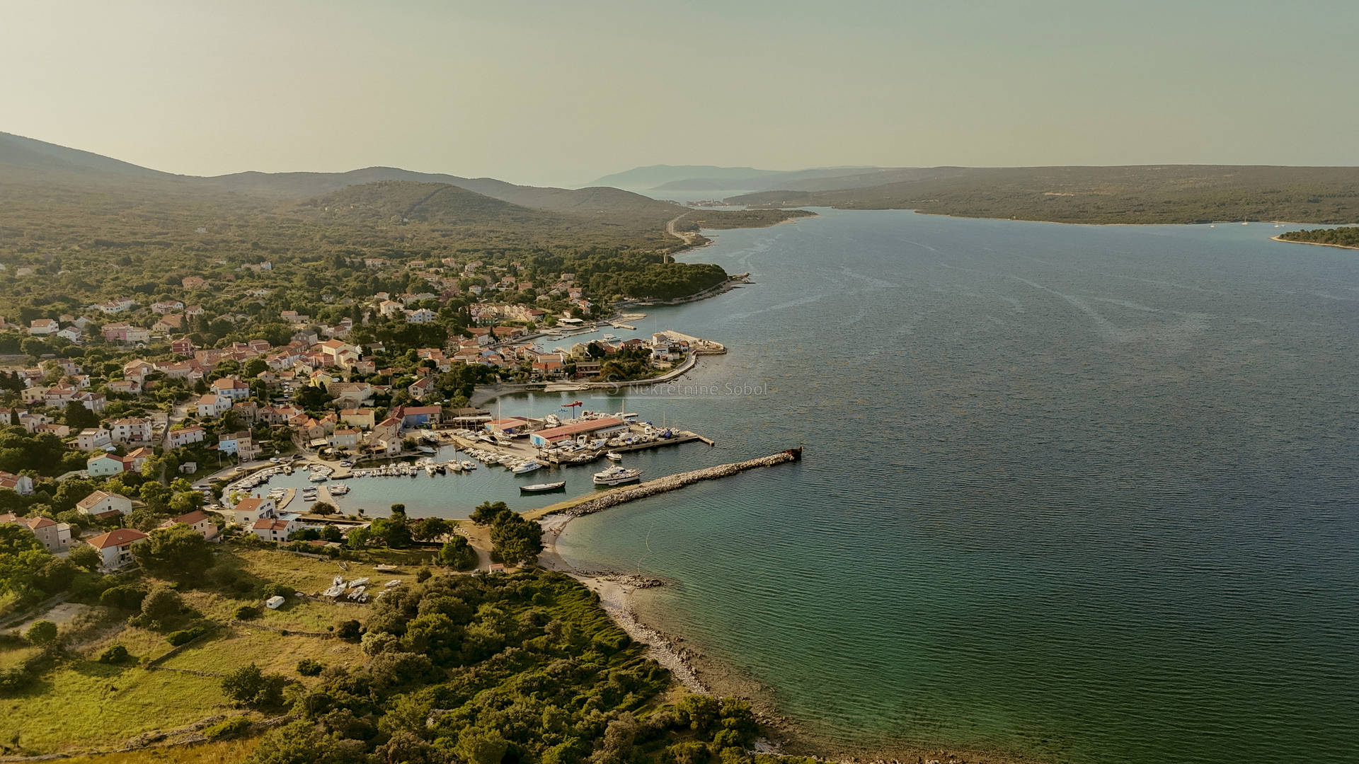 Nerezine, Island Losinj - 2R+LR, 82.69 m2