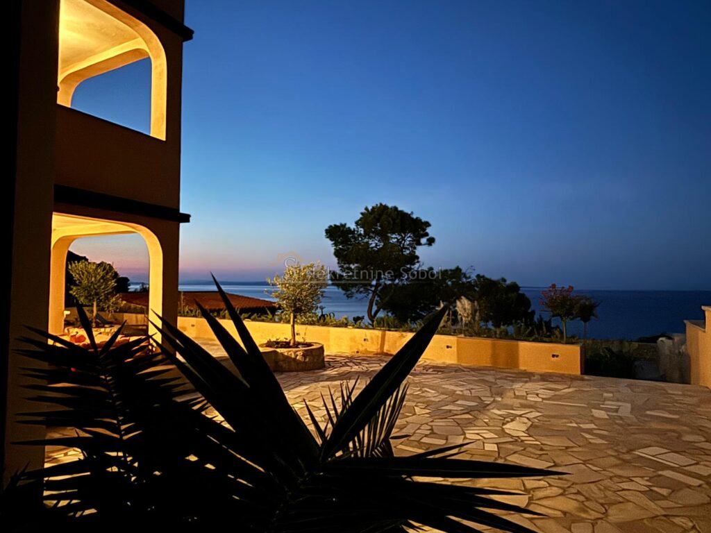 Mali Losinj - House, 305 m2