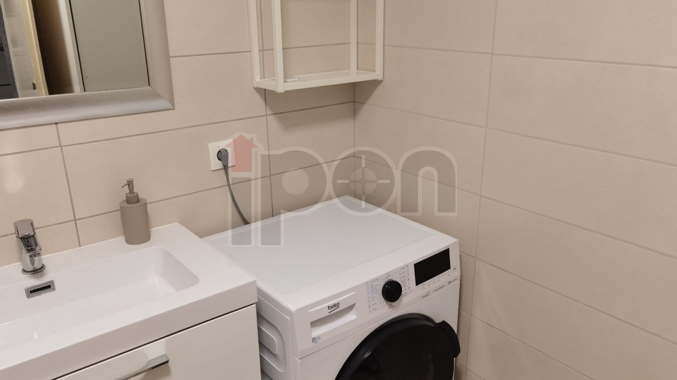 Stanovanje&comma; 25 m2&comma; Najem&comma; Rijeka - Podmurvice