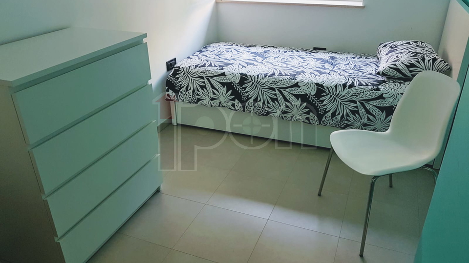 Риека-Белведер, отличный двухкомнатный апартамент с гостиной-столовой, 68 м2, балкон