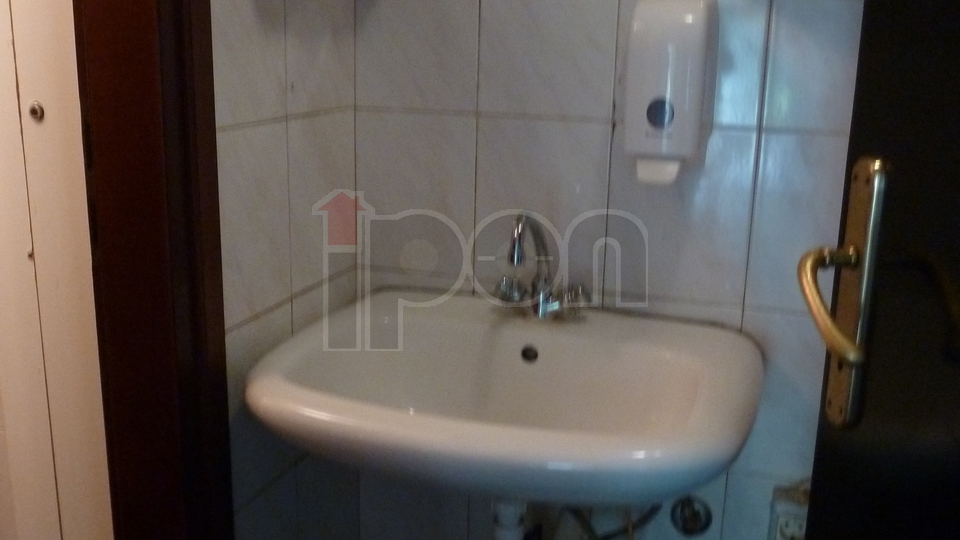 Commercial Property, 53 m2, For Sale, Rijeka - Krnjevo