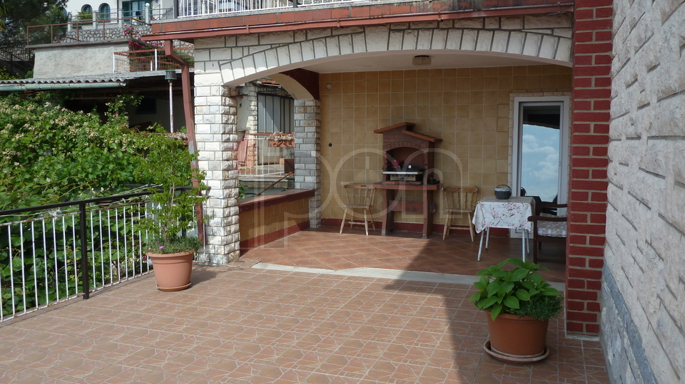 House, 330 m2, For Sale, Lovran