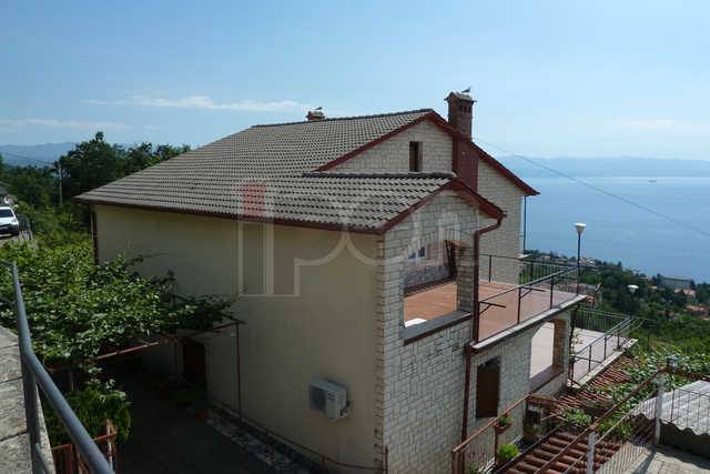 House, 330 m2, For Sale, Lovran