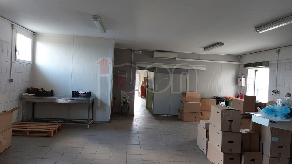 Commercial Property, 527 m2, For Sale, Veli Brgud