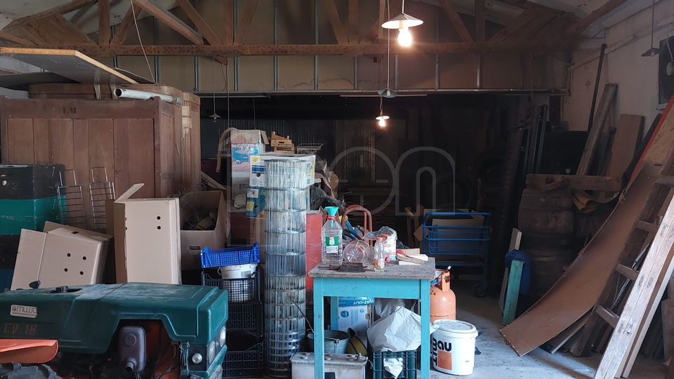 Commercial Property, 527 m2, For Sale, Veli Brgud