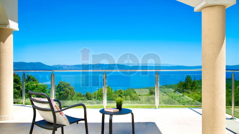 House, 350 m2, For Sale, Labin