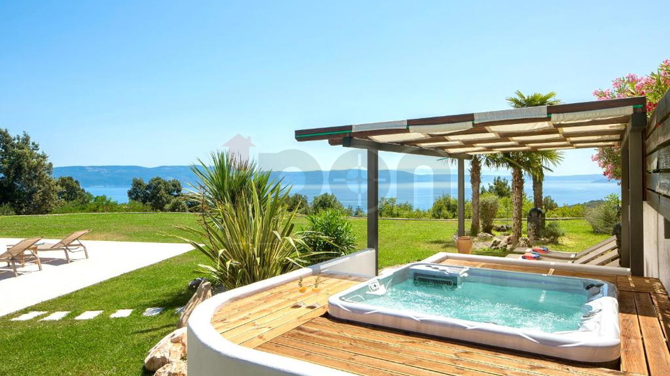 House, 350 m2, For Sale, Labin