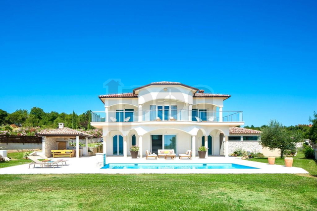 House, 350 m2, For Sale, Labin