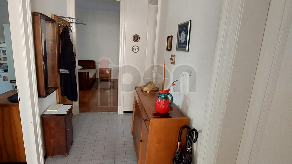 Rijeka, Belveder, stan 1S+Db, najam studentima!