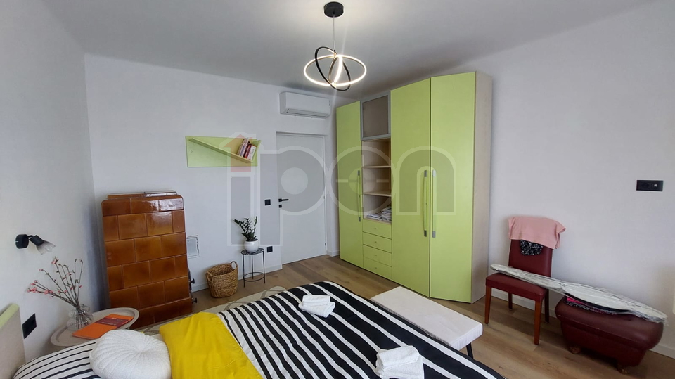 Rijeka, Centar, novouređeni stan sa fantastičnim pogledom u zgradi sa liftom!