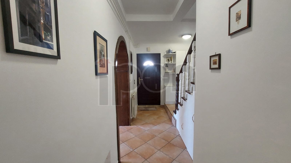 House, 150 m2, For Sale, Kostrena