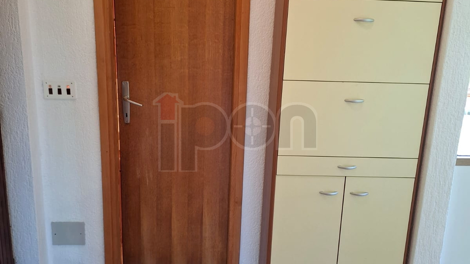 House, 184 m2, For Rent, Delnice - Razloge