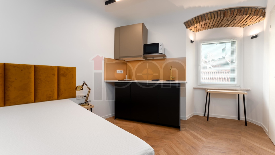 Apartment, 21 m2, For Rent, Rijeka - Centar