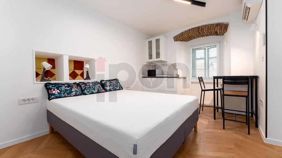 Apartment, 21 m2, For Rent, Rijeka - Centar