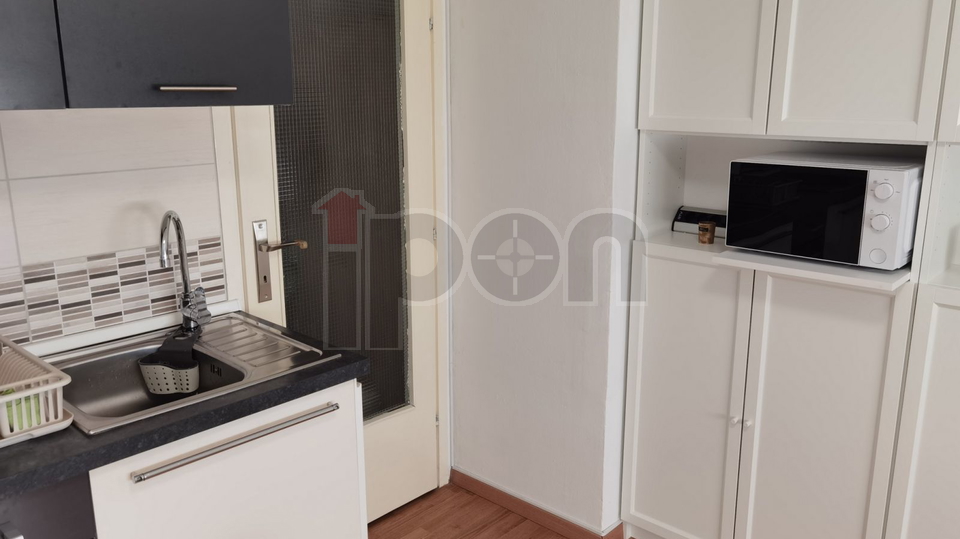 Stanovanje&comma; 25 m2&comma; Najem&comma; Rijeka - Podmurvice