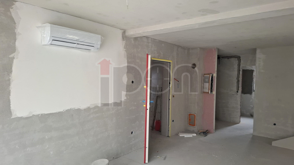 G&period;Drenova&comma; novogradnja&comma; 1s&plus;db sa terasom i oku&cacute;nicom