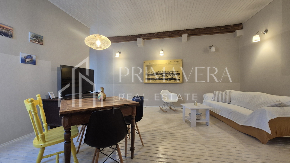 Poluotok, a charming two bedroom apartment, completely furnished, 67 m2