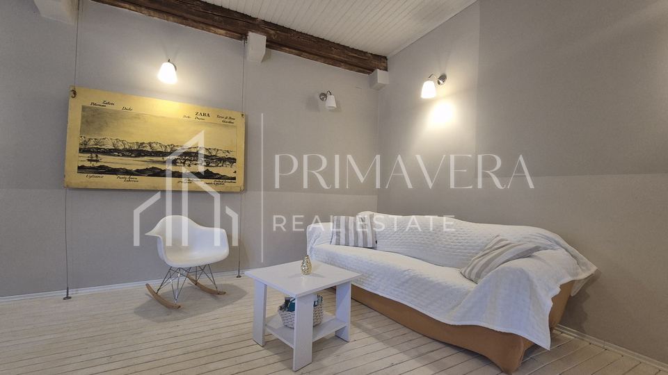 Poluotok, a charming two bedroom apartment, completely furnished, 67 m2
