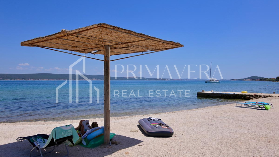 Pašman, Dobropoljana, building land 1st row to the sea, 1850 m2