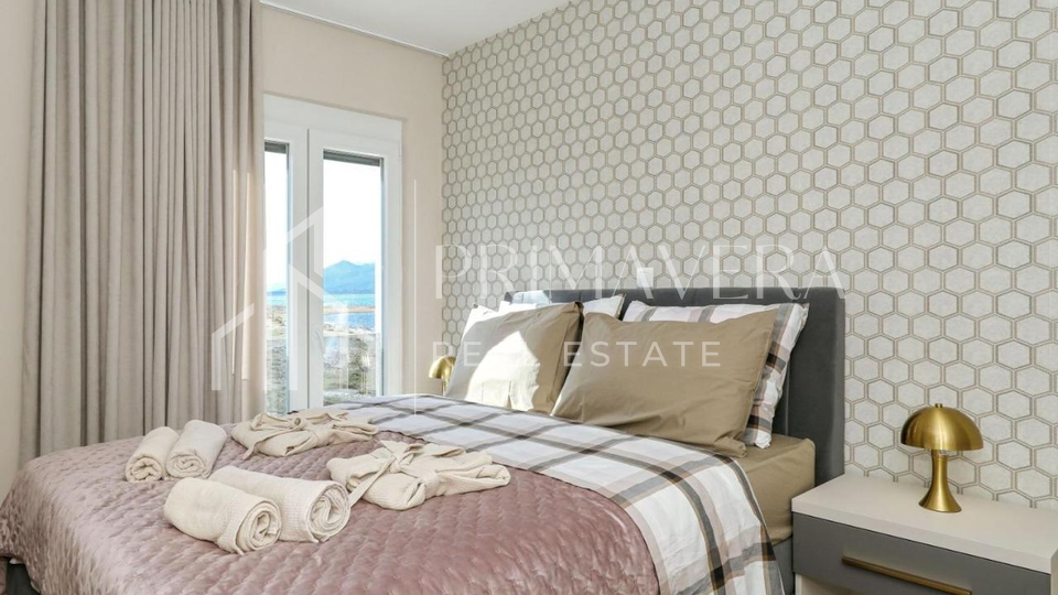 Rovanjska, a beautiful new villa first row to the sea