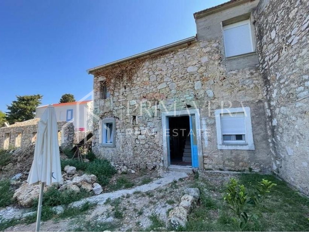 Banj, island Pašman, a semi-detached stone house