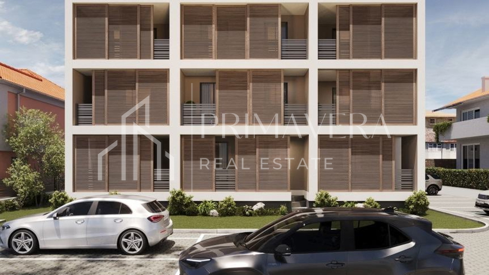 Zadar/Stanovi, excellent city location, a two bedroom apartment with a garden, S1