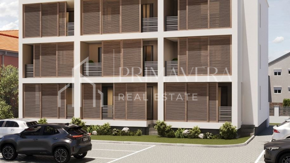 Zadar/Stanovi, excellent city location, a two bedroom apartment with a garden, S1