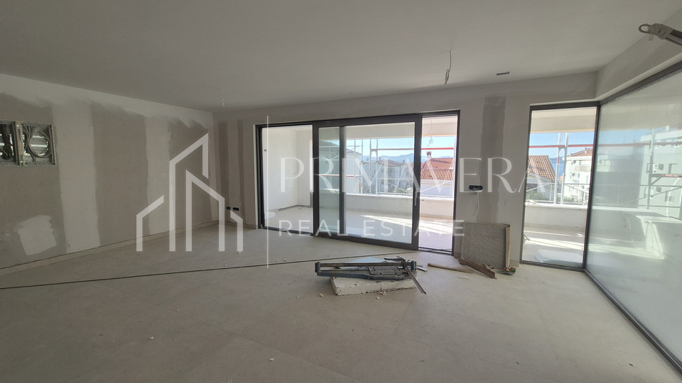 Zadar/Diklo, new building, a luxury threebedroom apartment, 1st floor, S3