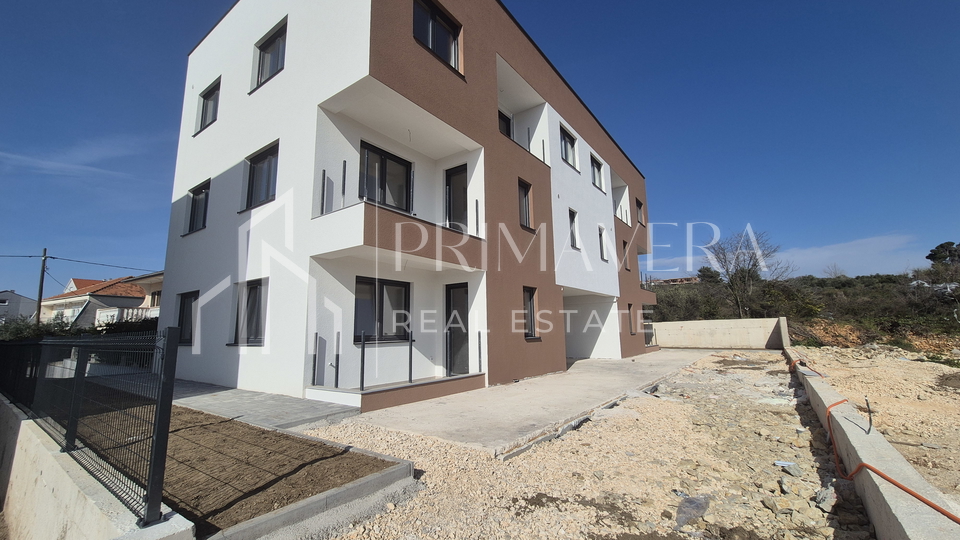 Zadar/Plovanija, new building, a two-bedroom apartment with garden, S2, 95,84 m2