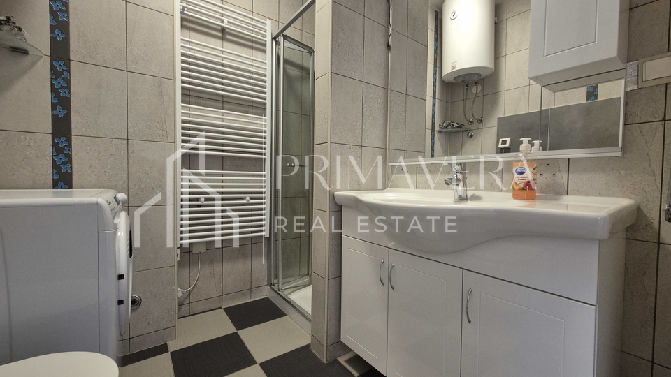 Zadar/Diklovac, dvosobni stan 81 m2, pogled na more