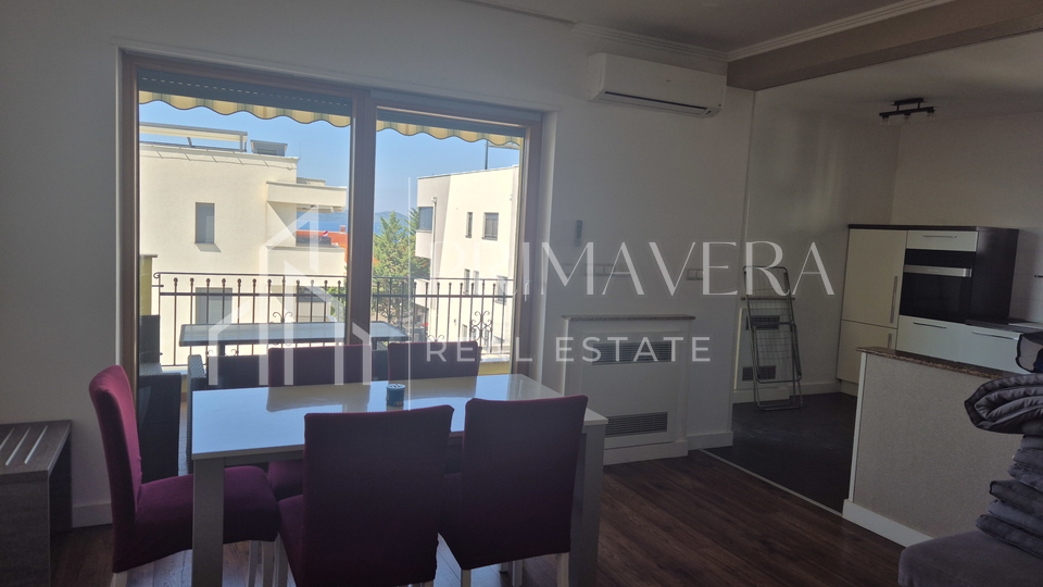 Zadar/Diklovac, dvosobni stan 81 m2, pogled na more