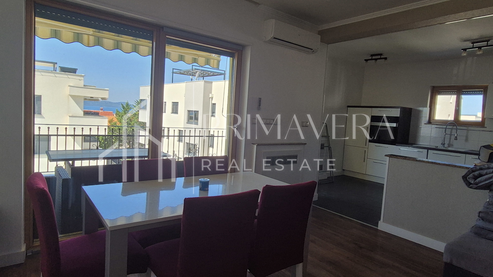 Zadar/Diklovac, dvosobni stan 81 m2, pogled na more