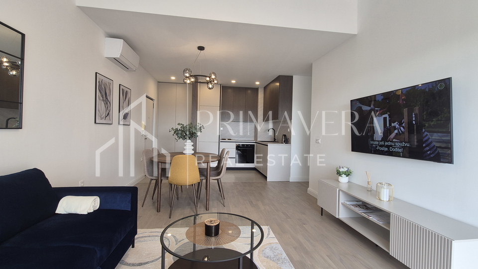 Borik, dvosobni stan s lijepim pogledom na more, 74 m2