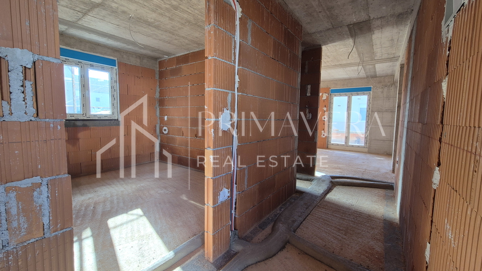 Zadar&sol;Crvene ku&cacute;e&comma; novogradnja&comma; dvosobni stan S2&comma; prizemlje&comma; vrt