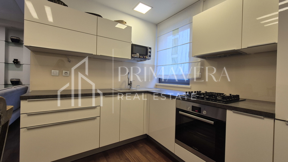 A three bedroom apartment with a garden&comma; Zadar&sol;Mocire&comma; 88&comma;62 m2